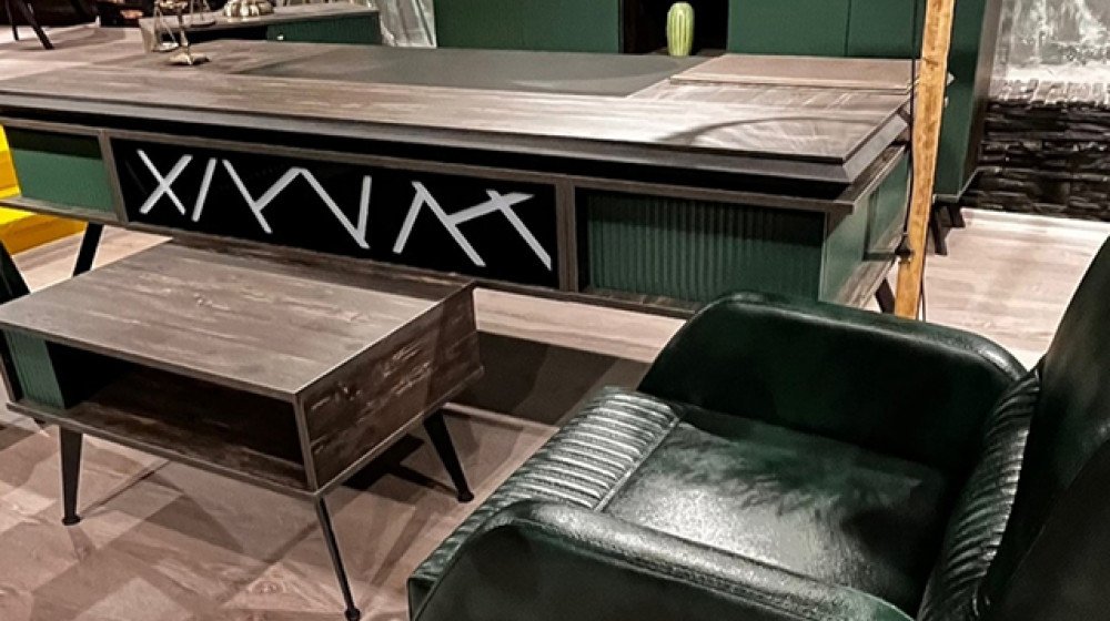 Zümrüt Masa Takımı